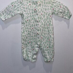 3/$15 Carter’s Green and White Cheetah Print with Hearts Baby Onesie